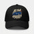 Vue de face d’une casquette noire Nissan R34 Godzilla Mode Tourismo avec broderie automobile multicolore