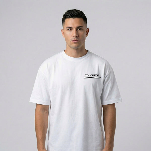 T-shirt BMW M4 Night Run blanc vue de face avec logo Tourismo Clothing sur la poitrine