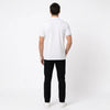 Homme portant le polo blanc Lewis Hamilton vu de dos, dos entièrement vierge